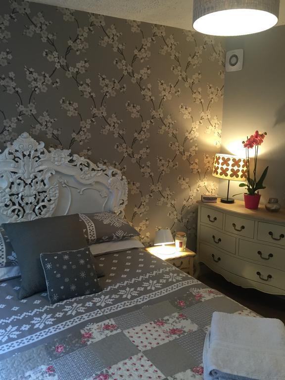 Georgian City Apartment At Thomas Street Double Bedroom And Two Single Trundle Beds Bath Exteriér fotografie